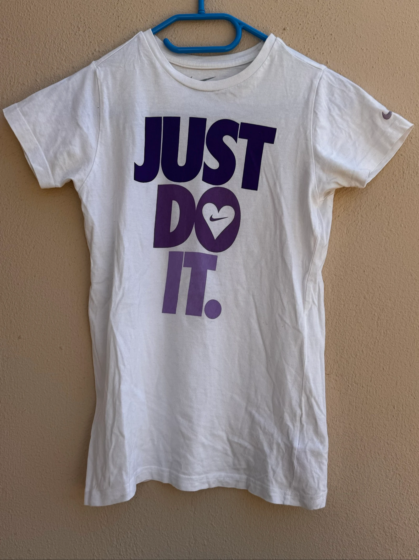 T-Shirt Menina Nike Roxa | Nike